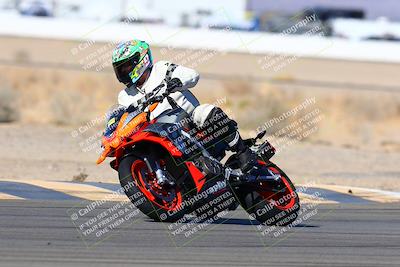 media/Jan-08-2022-SoCal Trackdays (Sat) [[1ec2777125]]/Turn 14 Outside (1050am)/